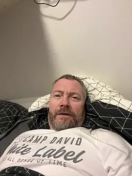 Snapshot of Rockburg chatting on December 24, 2024, 6:33 am Rockburg online show from December 24, 2024, 6:33 am