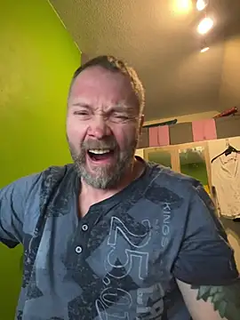 Snapshot of Rockburg chatting on February 14, 2025, 5:51 am Rockburg online show from February 14, 2025, 5:51 am