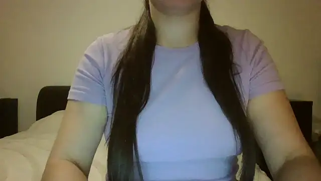 VanesaJewelz online show from December 4, 2024, 6:50 pm