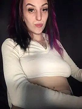 indie-rayne online show from February 5, 2025, 10:01 pm