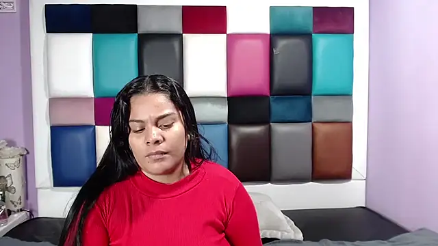 Sam-Evans-hot online show from December 31, 2024, 3:23 am