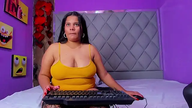 Sam-Evans-hot online show from February 27, 2025, 7:34 am