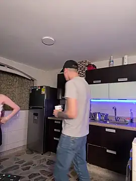 samantha kevin online show from February 7, 2026, 3:32 am