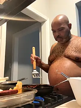 ChiRaqb8 online show from November 8, 2025, 8:18 pm