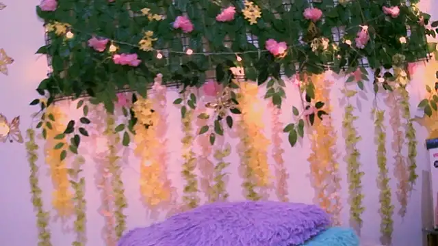 Crysrus online show from February 23, 2025, 3:24 am