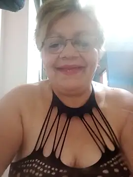 Madrastrahot69 online show from September 23, 2025, 2:36 am