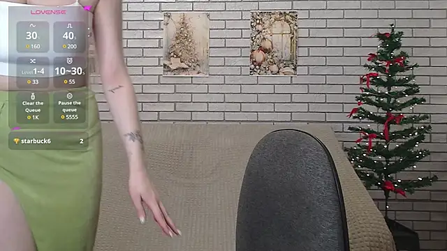 EmiliaDuchess online show from January 10, 2025, 3:27 pm