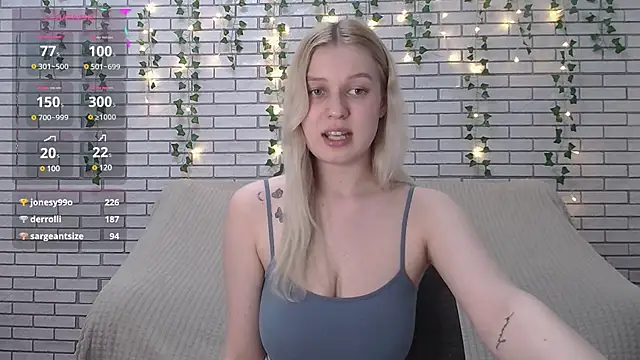 EmiliaDuchess online show from February 23, 2025, 10:49 am