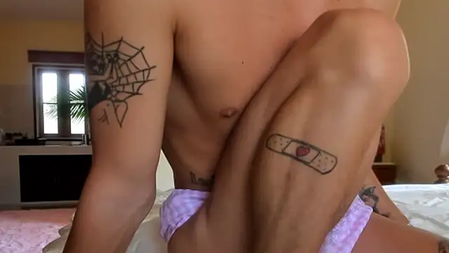 Snapshot of agelandreww chatting on February 3, 2026, 6:22 am agelandreww online show from February 3, 2026, 6:22 am