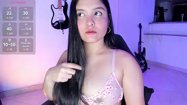 lilpervertgirl online show from October 7, 2025, 3:14 am