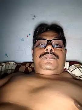 Srmotrs online show from November 4, 2025, 7:35 pm