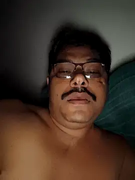 Srmotrs online show from April 14, 2026, 11:00 pm