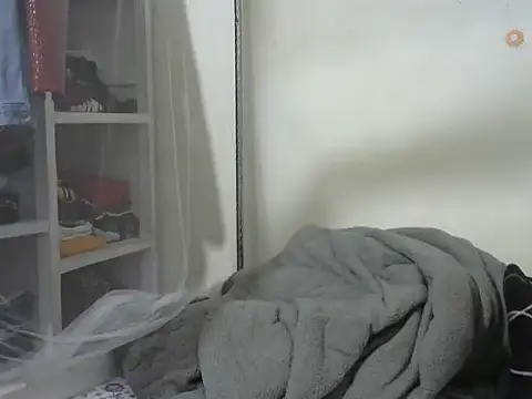 beauty petite online show from February 13, 2026, 2:46 pm