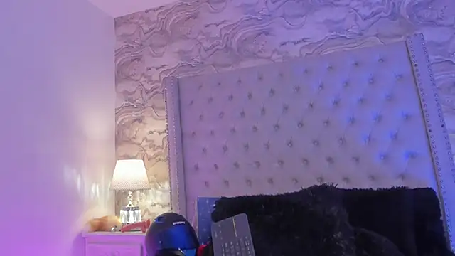 Snapshot of Kev_jenner chatting on December 28, 2024, 1:39 am Kev jenner online show from December 28, 2024, 1:39 am