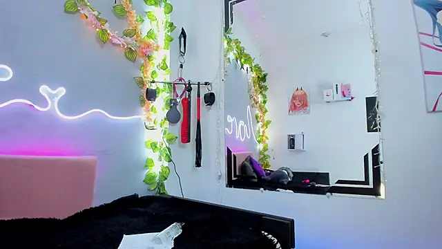 YouliteSllut2 online show from January 29, 2025, 10:32 pm