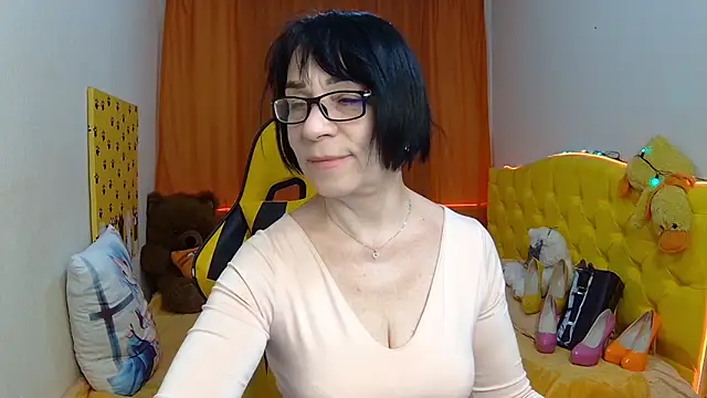 Snapshot of SandraHormas chatting on January 29, 2025, 7:57 am SandraHormas online show from January 29, 2025, 7:57 am