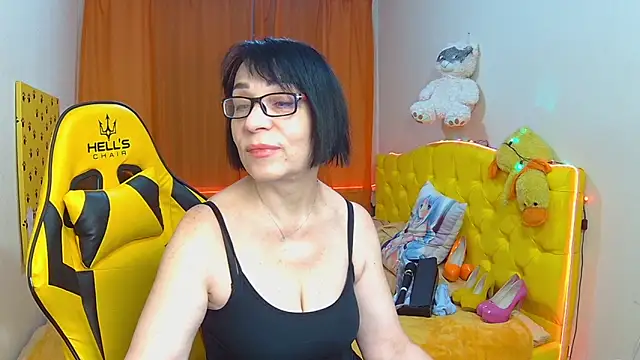 Snapshot of SandraHormas chatting on February 7, 2025, 7:29 am SandraHormas online show from February 7, 2025, 7:29 am