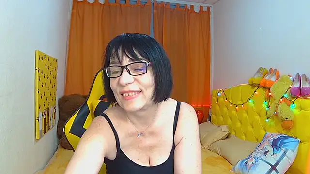 Snapshot of SandraHormas chatting on February 28, 2025, 11:14 am SandraHormas online show from February 28, 2025, 11:14 am