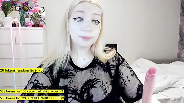 aya katana online show from March 19, 2025, 5:52 am