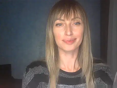 EffectMaya online show from April 8, 2026, 5:02 pm