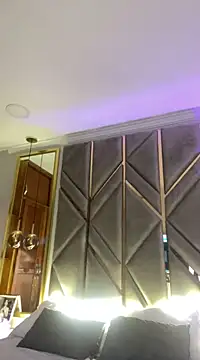 Snapshot of Emma-Conti chatting on March 5, 2025, 3:40 pm Emma-Conti online show from March 5, 2025, 3:40 pm