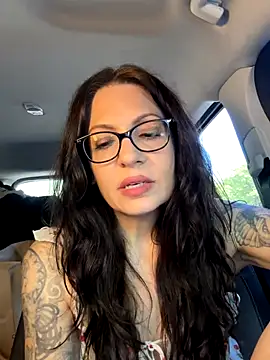 BeautifulMesss online show from September 12, 2025, 4:07 pm