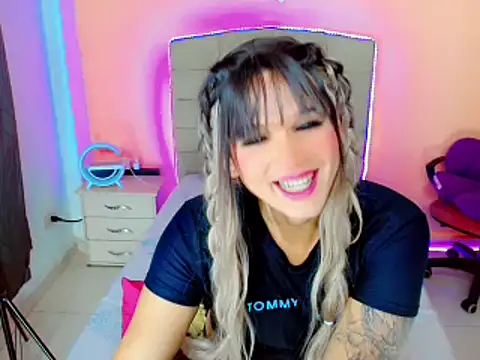 TaylorMon online show from January 12, 2025, 6:06 am