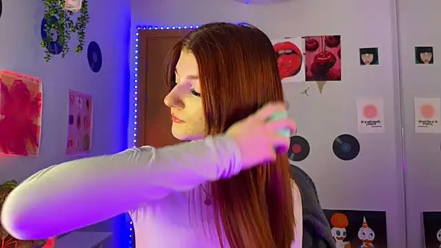 Snapshot of Bunny_ShyGirl chatting on December 10, 2024, 6:33 am Bunny ShyGirl online show from December 10, 2024, 6:33 am