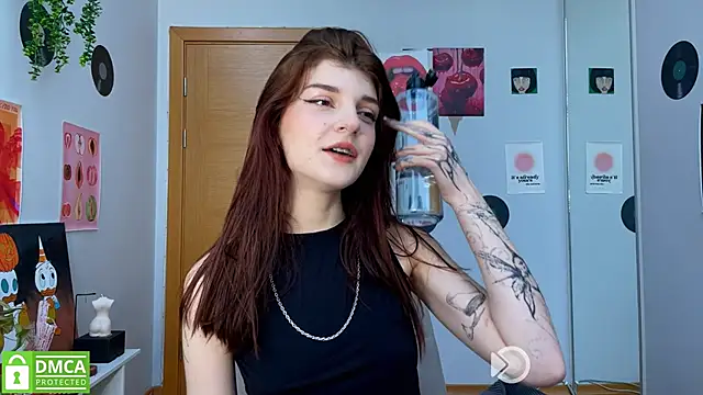 Snapshot of Bunny_ShyGirl chatting on February 15, 2025, 7:49 am Bunny ShyGirl online show from February 15, 2025, 7:49 am