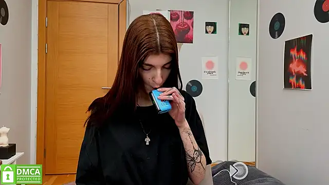 Snapshot of Bunny_ShyGirl chatting on February 20, 2025, 8:28 am Bunny ShyGirl online show from February 20, 2025, 8:28 am