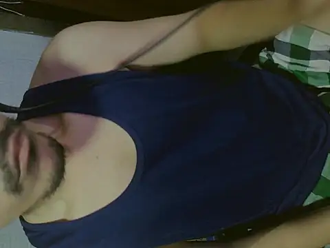 cloudyth1994 online show from September 15, 2025, 4:29 pm