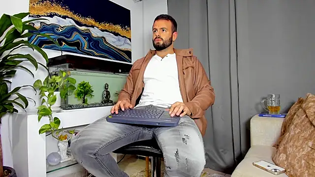 Johnnygrayson1 online show from February 19, 2025, 12:14 am