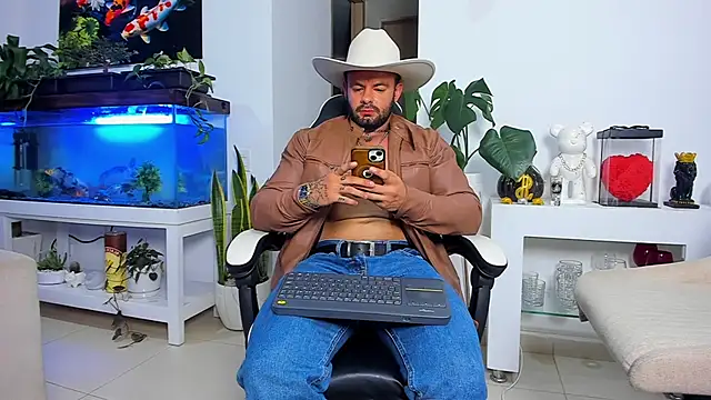 Johnnygrayson1 online show from November 10, 2025, 12:20 am