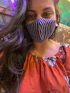 Snapshot of HaaniKaur chatting on December 31, 2024, 6:35 pm HaaniKaur online show from December 31, 2024, 6:35 pm