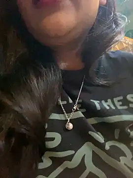 Snapshot of HaaniKaur chatting on January 2, 2025, 5:07 pm HaaniKaur online show from January 2, 2025, 5:07 pm