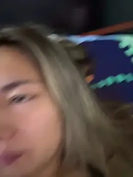 xLadyScarlettx online show from January 18, 2025, 2:23 pm