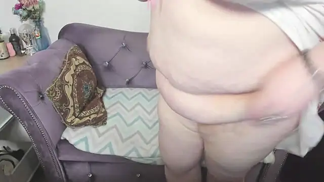 fashiona online show from March 22, 2026, 11:46 am