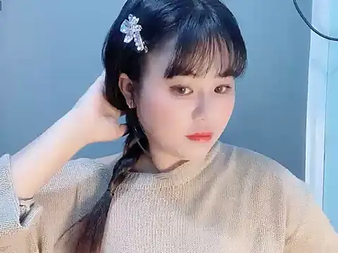 LiLi-Kirix99 online show from October 30, 2025, 5:42 am