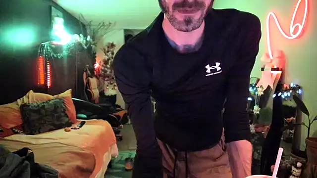 leatherz69 online show from December 3, 2024, 5:09 am