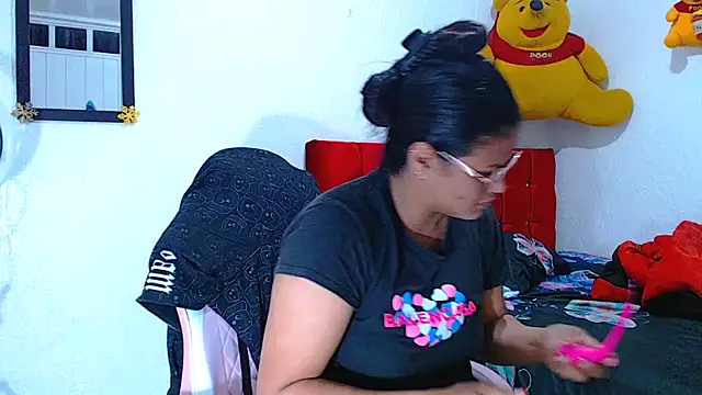 Snapshot of SweetAlmaa chatting on December 14, 2024, 9:51 am SweetAlmaa online show from December 14, 2024, 9:51 am