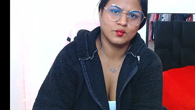 Snapshot of SweetAlmaa chatting on February 26, 2025, 9:42 am SweetAlmaa online show from February 26, 2025, 9:42 am