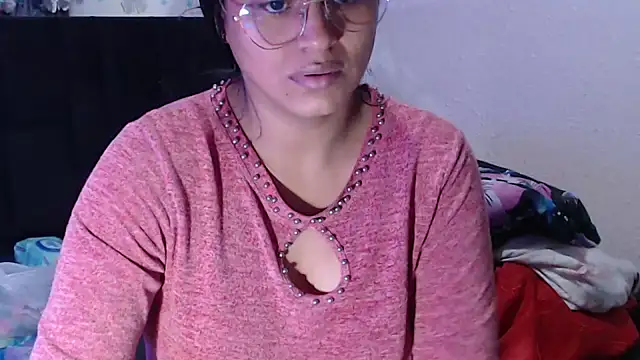 SweetAlmaa online show from April 13, 2026, 10:10 am