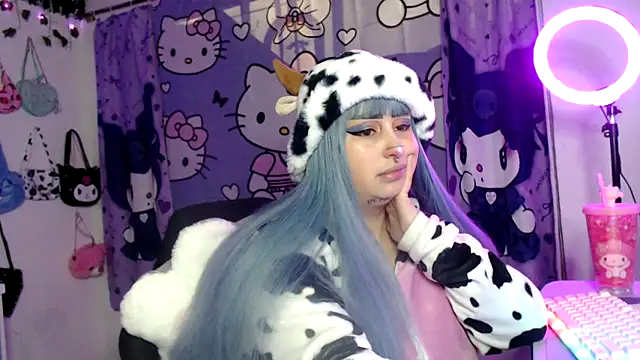 lussyevans24 online show from October 16, 2025, 6:25 am