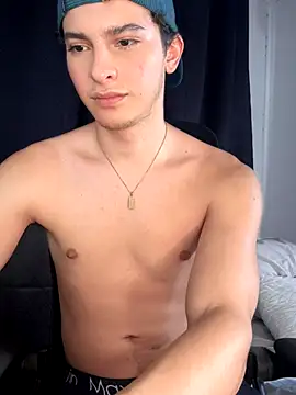 cybercosmiiic online show from November 15, 2025, 8:16 pm