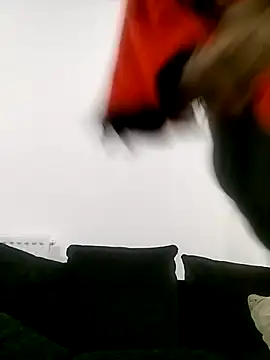 Cinderella Jewels  online show from February 17, 2026, 9:54 pm