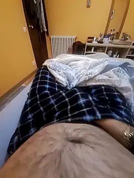 Snapshot of Escondido52 chatting on December 11, 2024, 11:43 pm Escondido52 online show from December 11, 2024, 11:43 pm