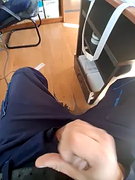 Snapshot of voupap6310 chatting on October 29, 2025, 8:49 am voupap6310 online show from October 29, 2025, 8:49 am