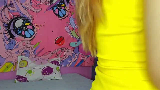 kittyzenn online show from December 21, 2024, 2:47 pm