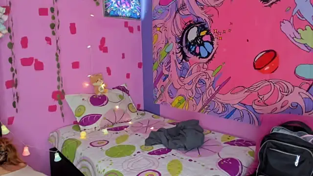 kittyzenn online show from February 7, 2025, 4:35 pm