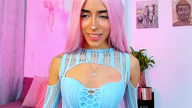 StormiRusso online show from January 22, 2025, 5:16 am